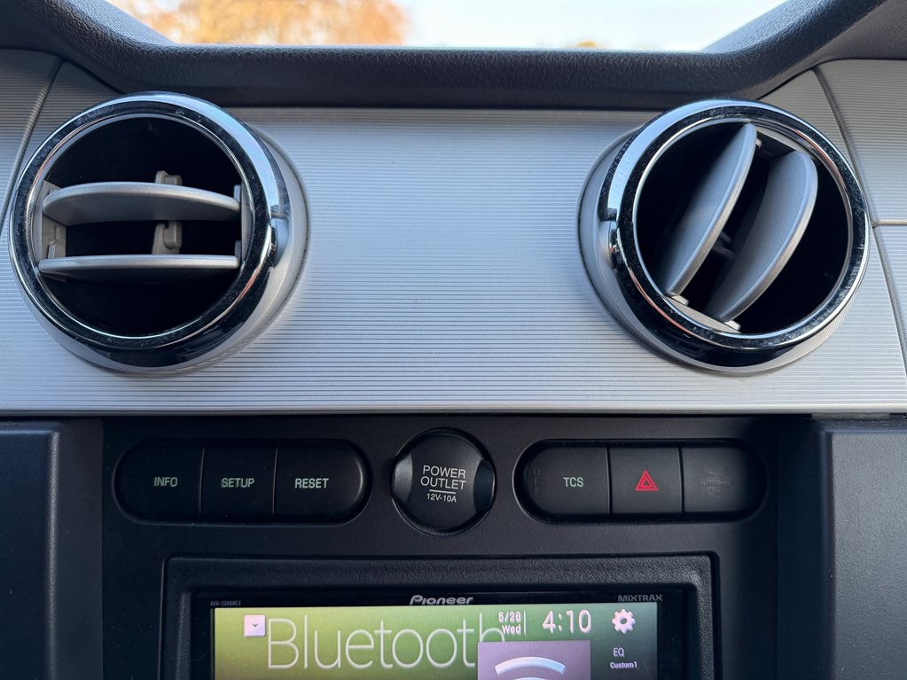 2007 Ford Mustang Image 34