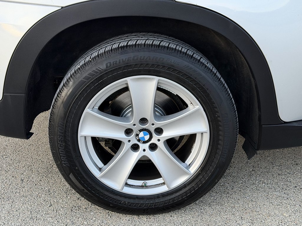 2012 BMW X5 Image 12