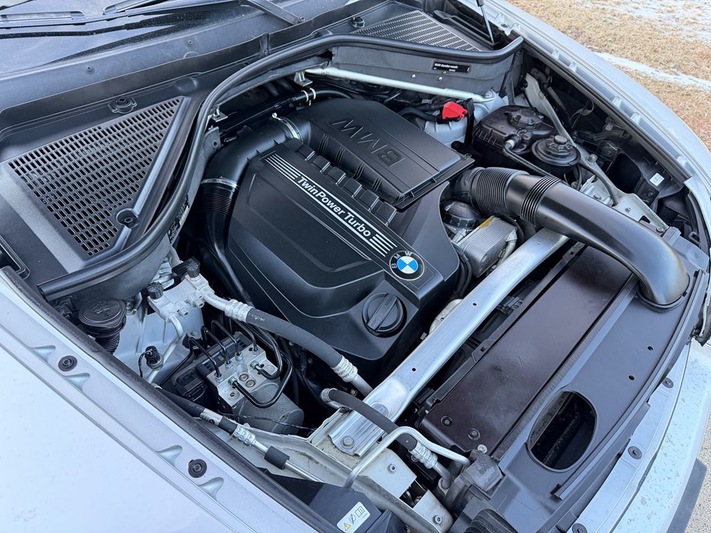2012 BMW X5 Image 16
