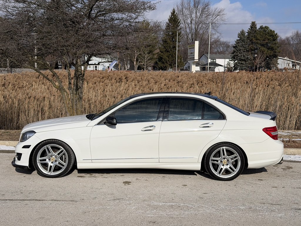 2012 Mercedes-Benz C-Class Image 6