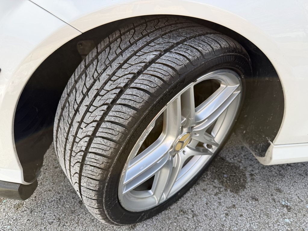 2012 Mercedes-Benz C-Class Image 9