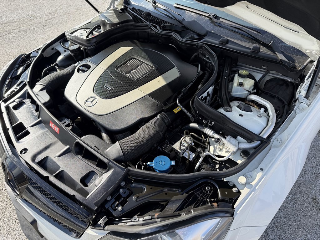 2012 Mercedes-Benz C-Class Image 18