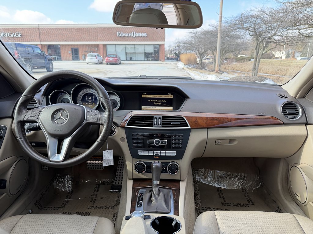 2012 Mercedes-Benz C-Class Image 19