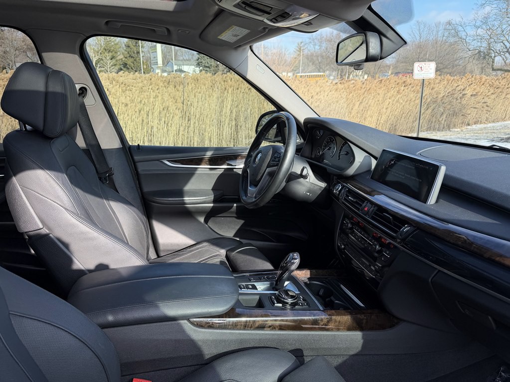 2016 BMW X5 Image 42