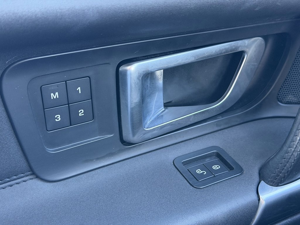 2016 Land Rover Discovery Sport Image 29