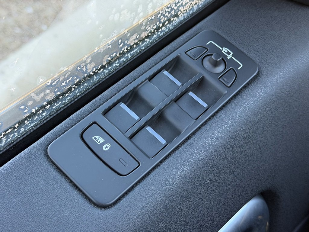 2016 Land Rover Discovery Sport Image 30