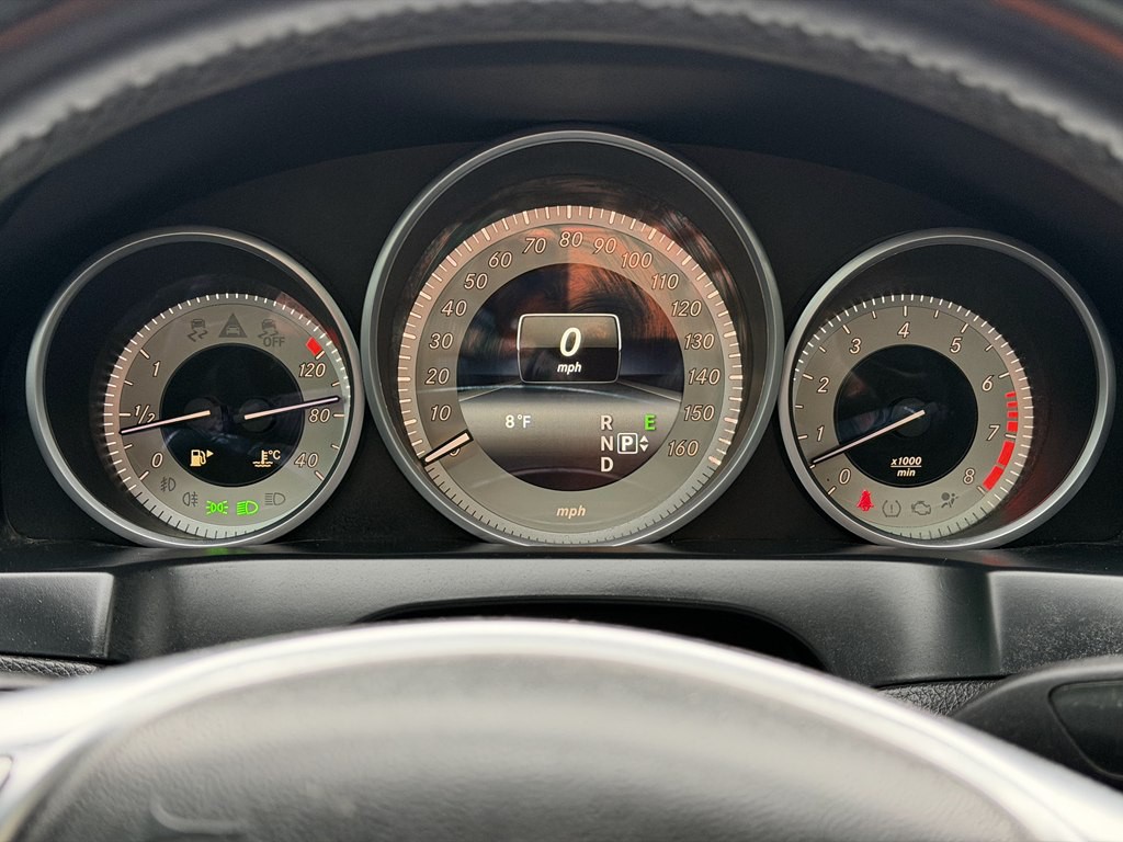 2016 Mercedes-Benz E-Class Image 26