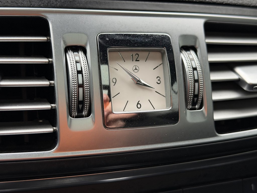 2016 Mercedes-Benz E-Class Image 39