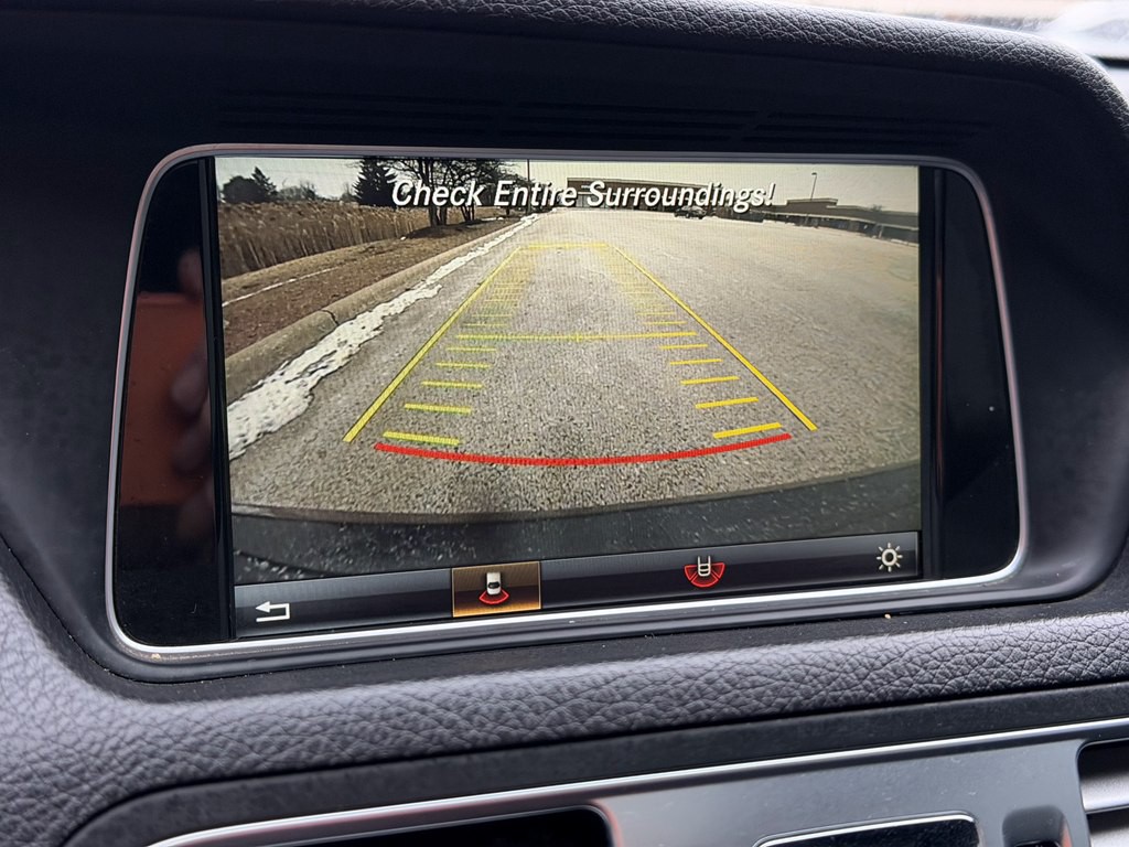 2016 Mercedes-Benz E-Class Image 47