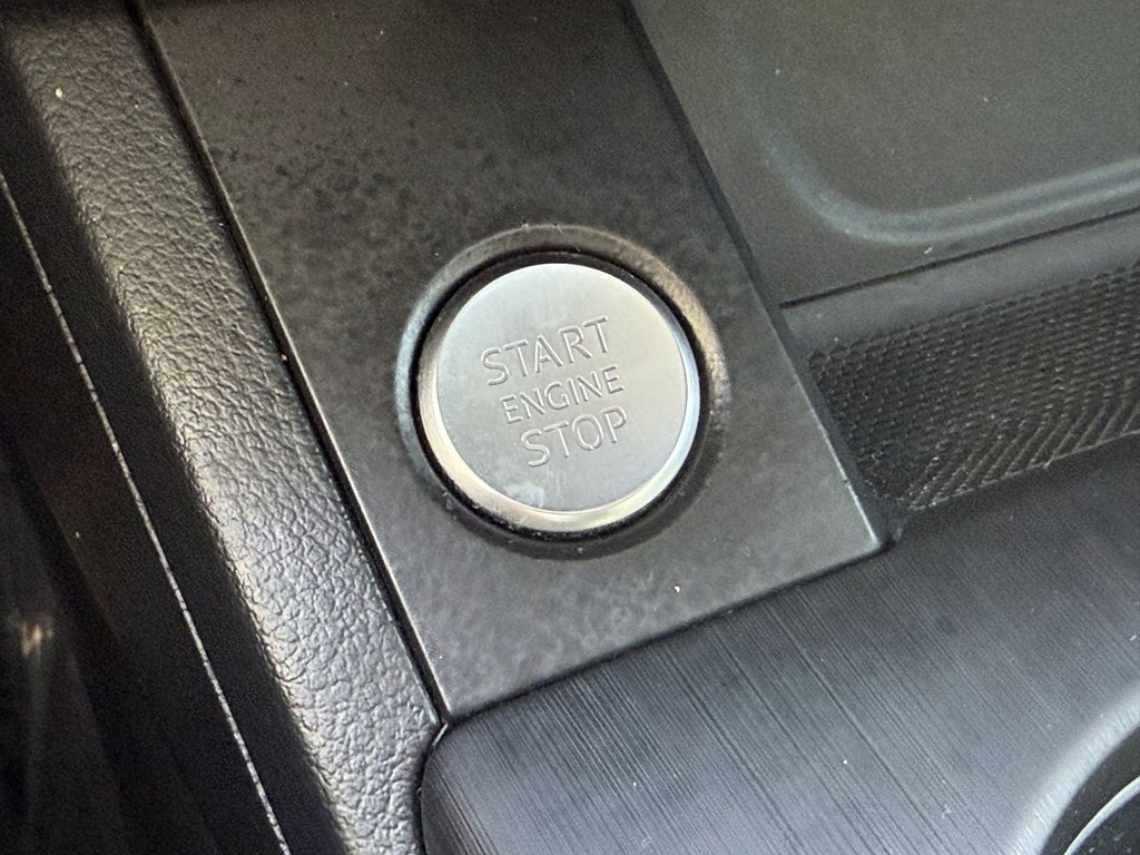 2017 Audi A4 Image 39