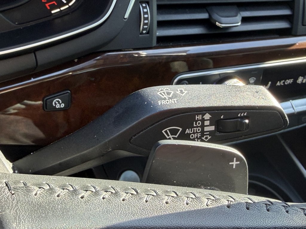 2017 Audi A4 Image 43