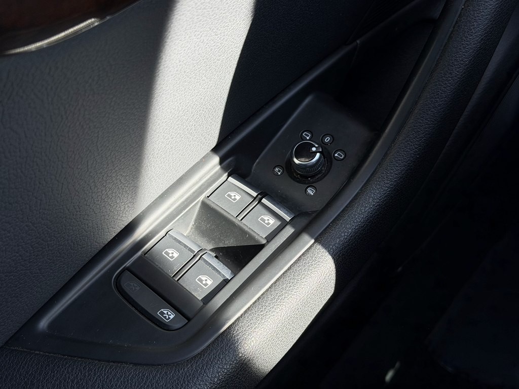 2017 Audi A4 Image 47