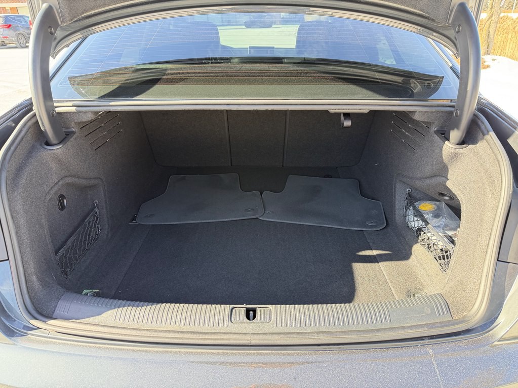 2017 Audi A4 Image 59