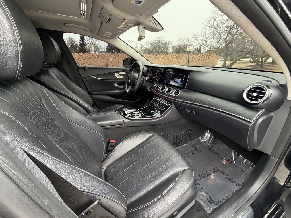 2017 Mercedes-Benz E-Class Image 5