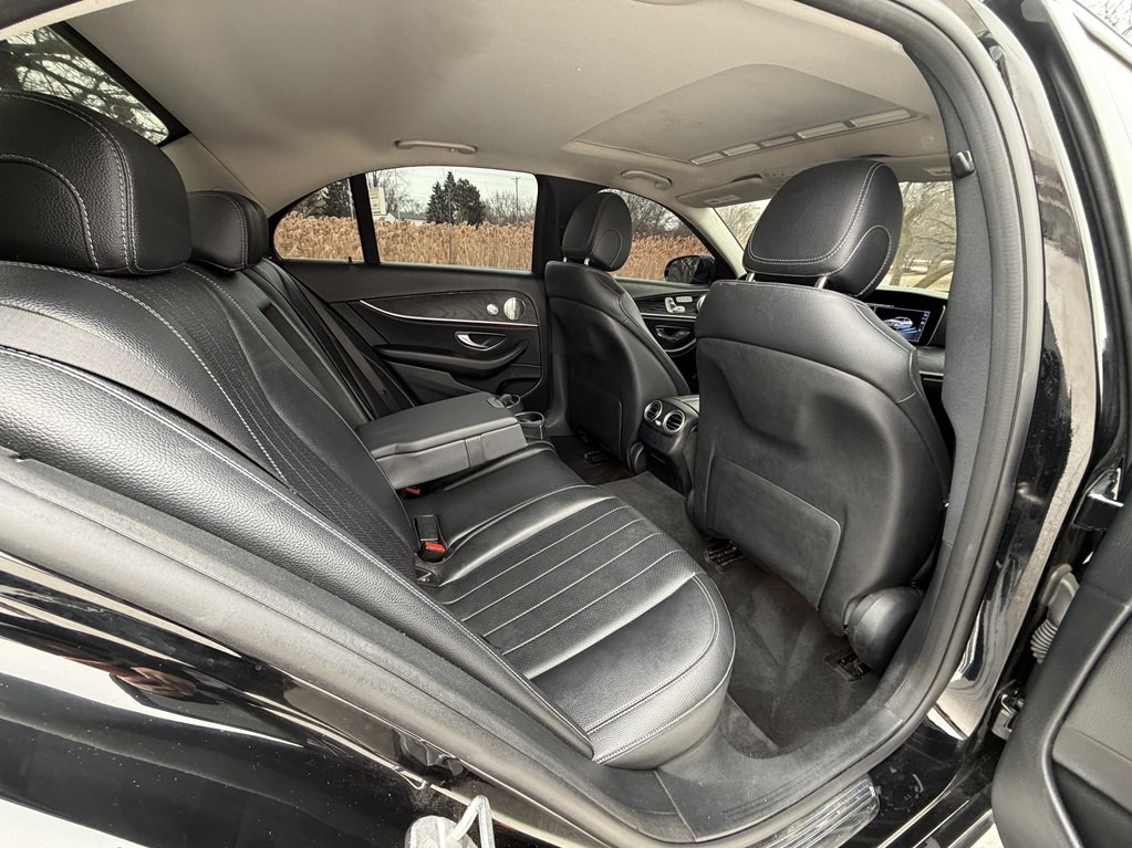 2017 Mercedes-Benz E-Class Image 9