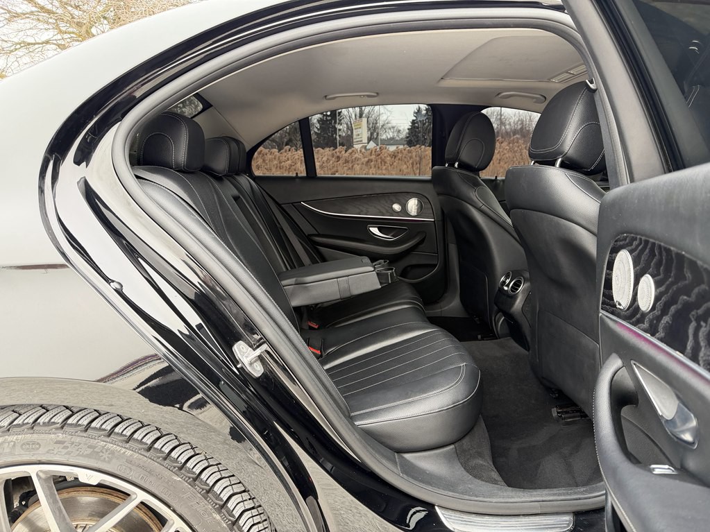 2017 Mercedes-Benz E-Class Image 11