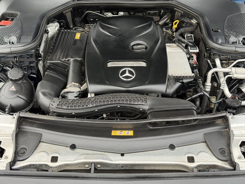 2017 Mercedes-Benz E-Class Image 21