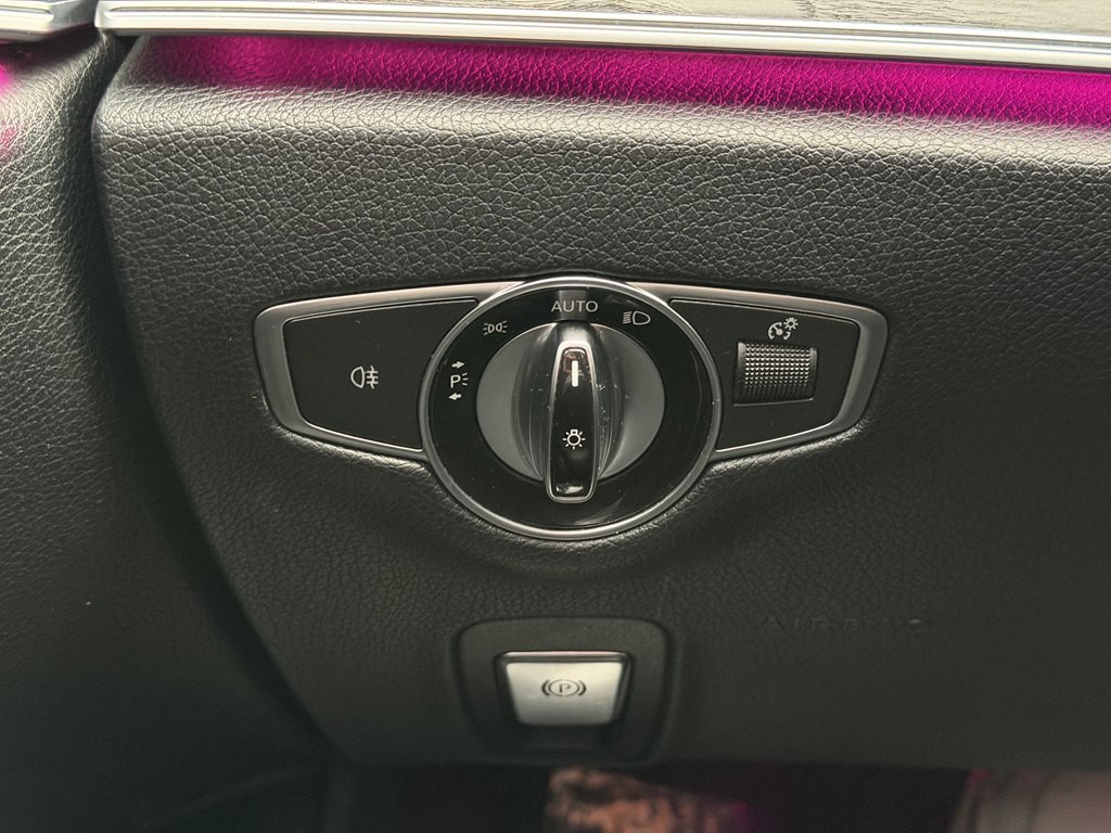 2017 Mercedes-Benz E-Class Image 24