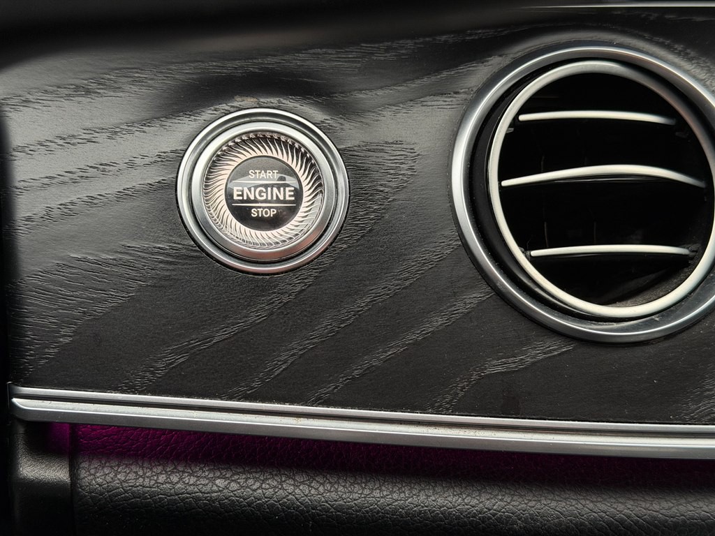 2017 Mercedes-Benz E-Class Image 27