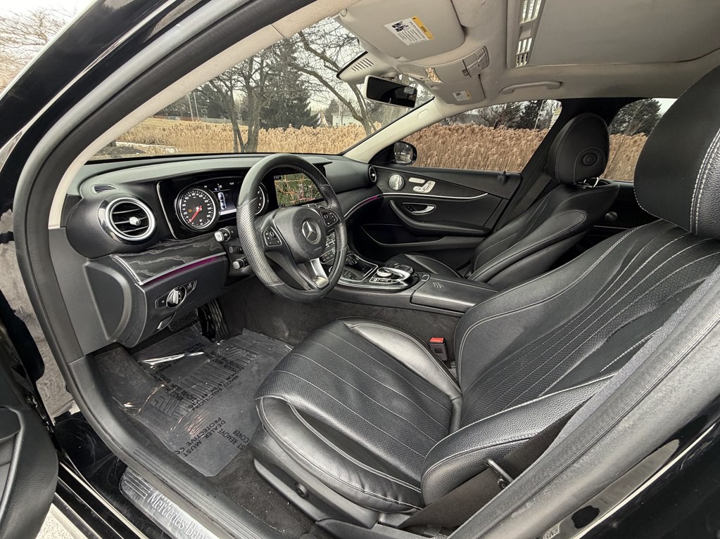 2017 Mercedes-Benz E-Class Image 40
