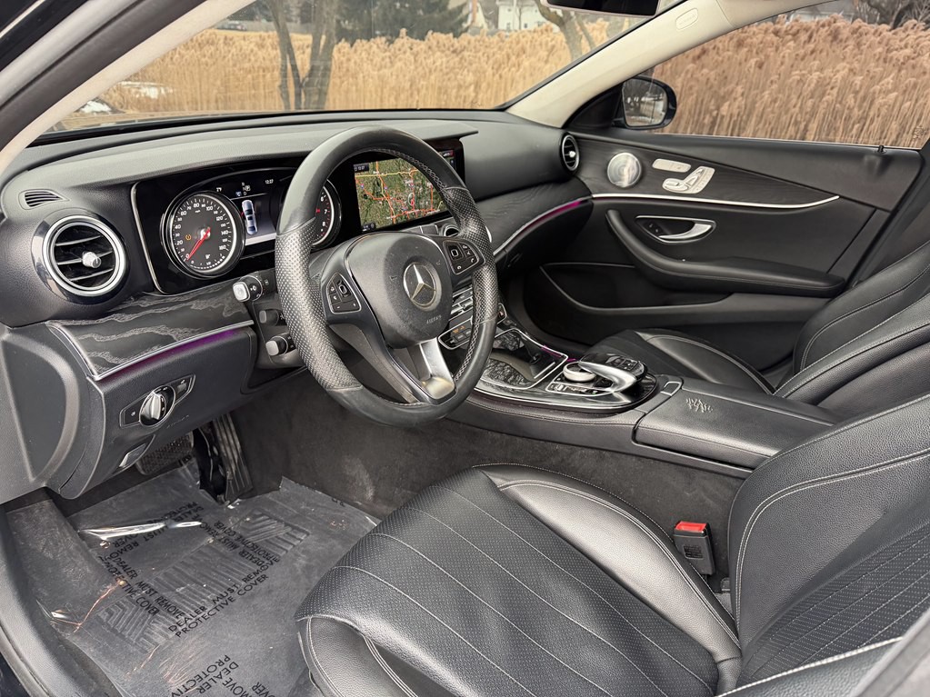 2017 Mercedes-Benz E-Class Image 41