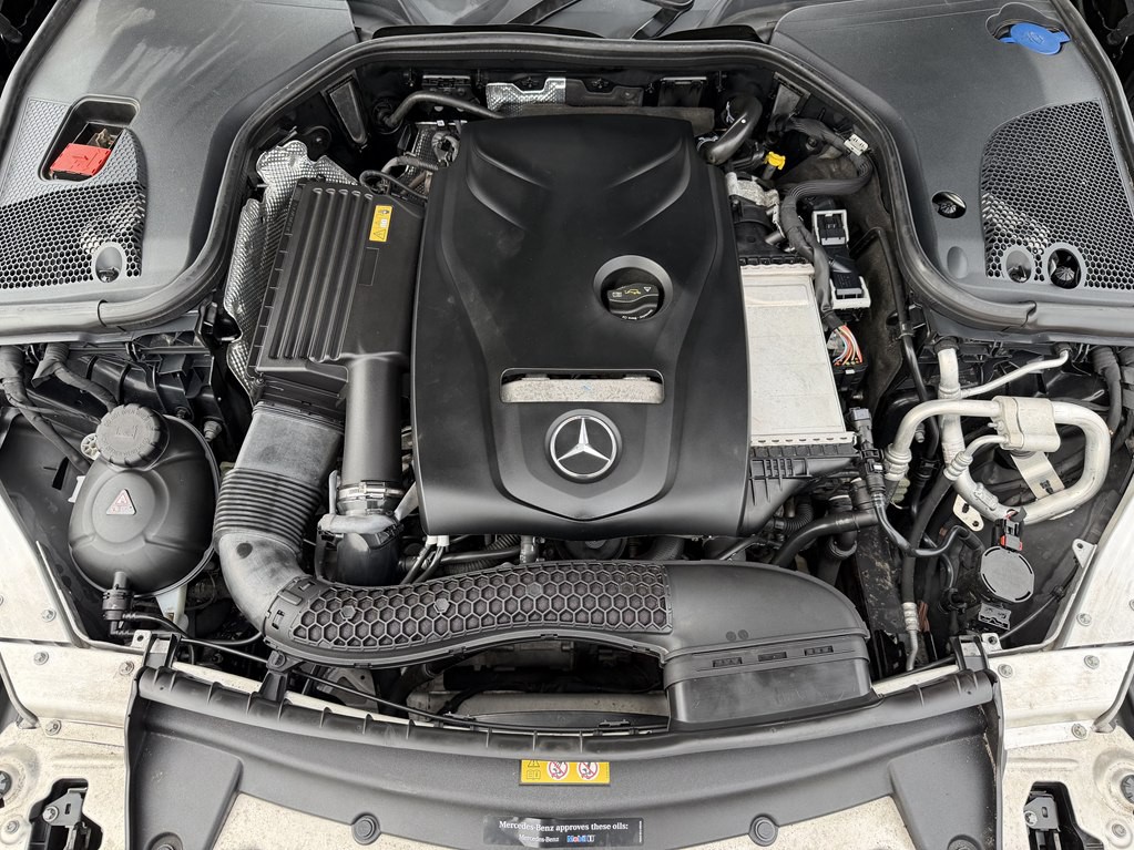 2017 Mercedes-Benz E-Class Image 13