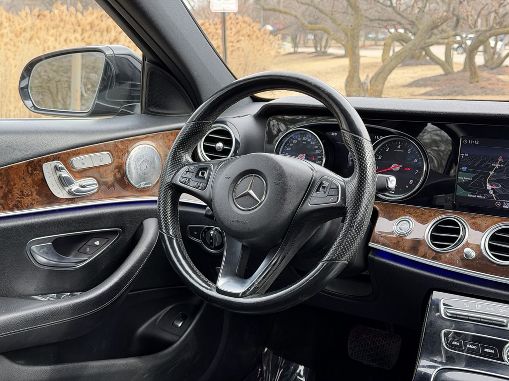 2017 Mercedes-Benz E-Class Image 21