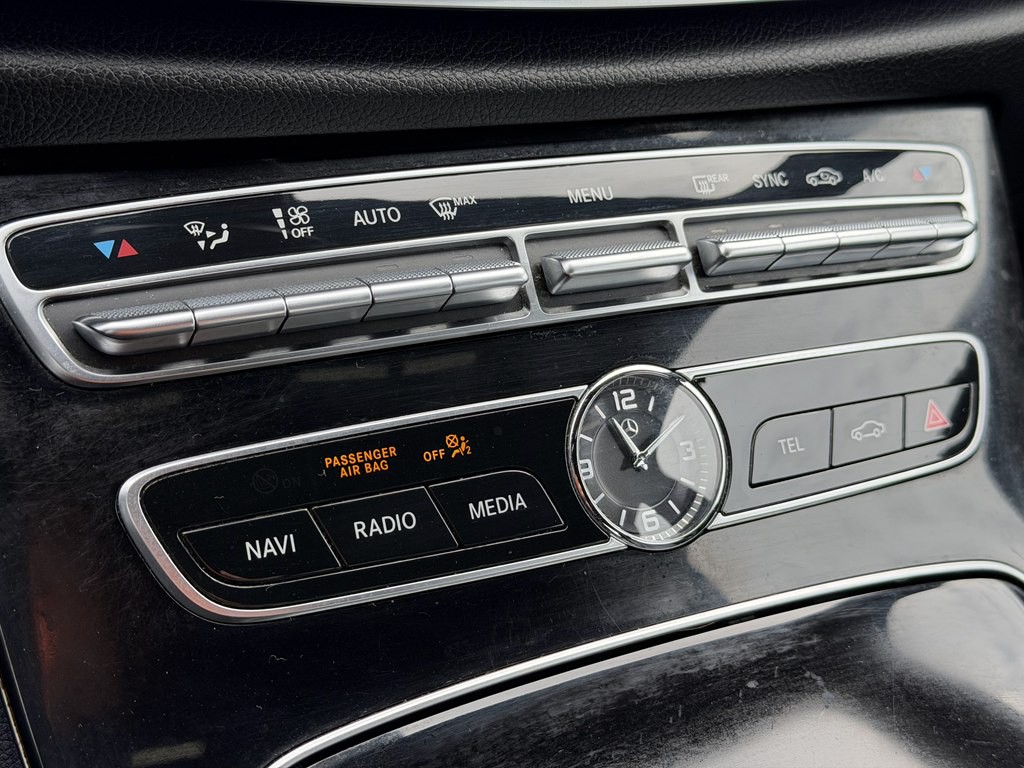 2017 Mercedes-Benz E-Class Image 29