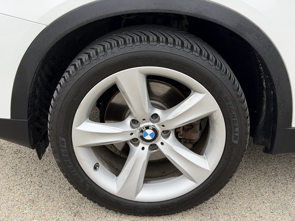 2015 BMW X4 Image 14