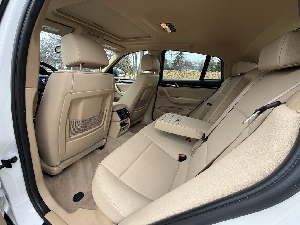 2015 BMW X4 Image 46