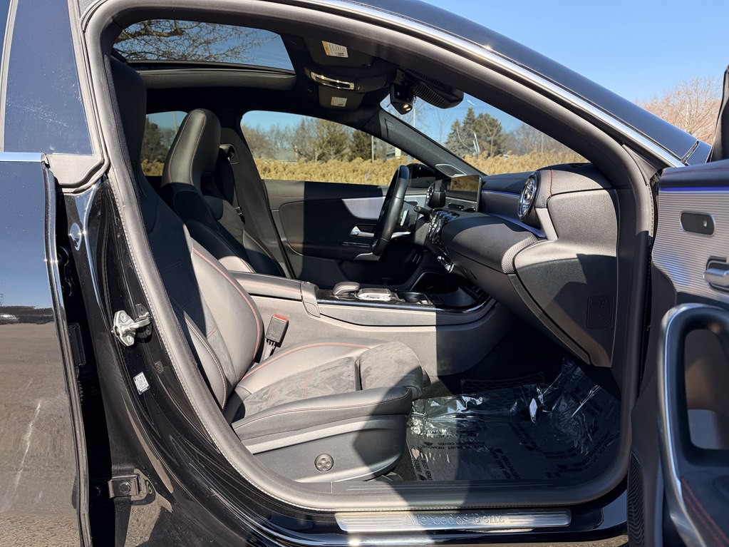 2020 Mercedes-Benz CLA-Class Image 21