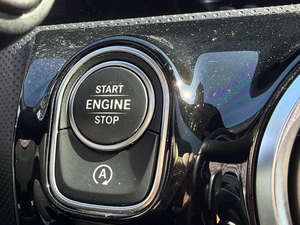 2020 Mercedes-Benz CLA-Class Image 31