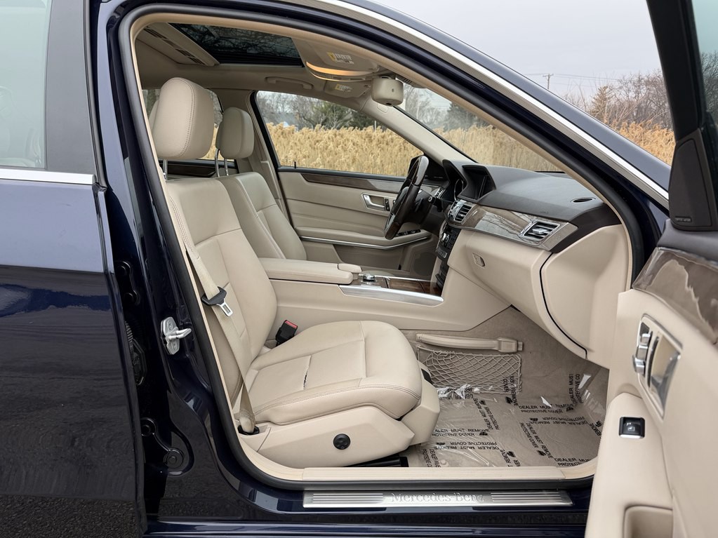 2014 Mercedes-Benz E-Class Image 19