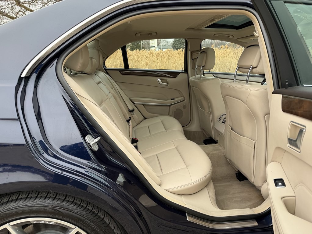 2014 Mercedes-Benz E-Class Image 24