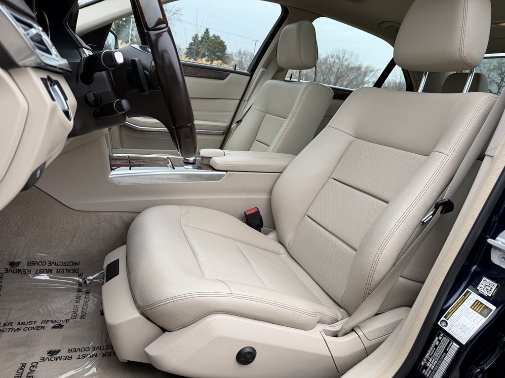 2014 Mercedes-Benz E-Class Image 31