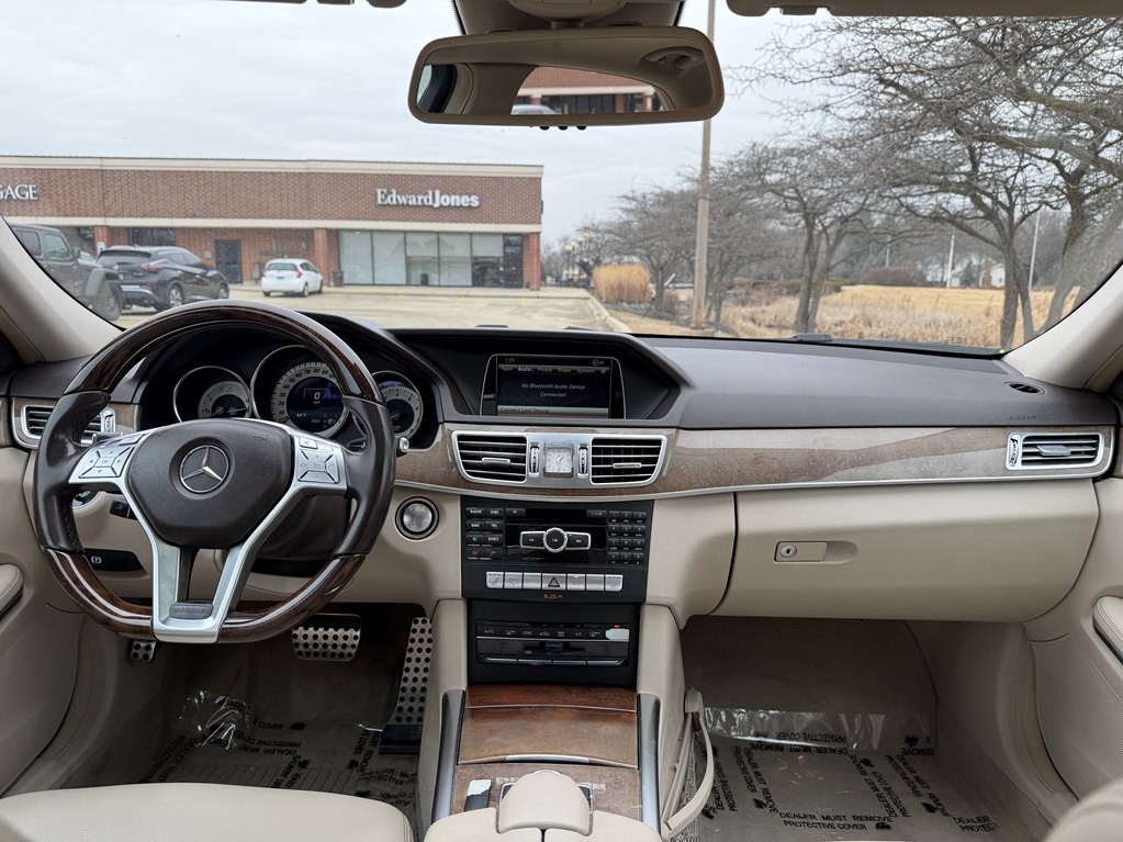 2014 Mercedes-Benz E-Class Image 36