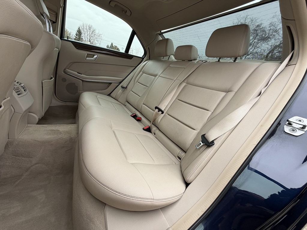 2014 Mercedes-Benz E-Class Image 38