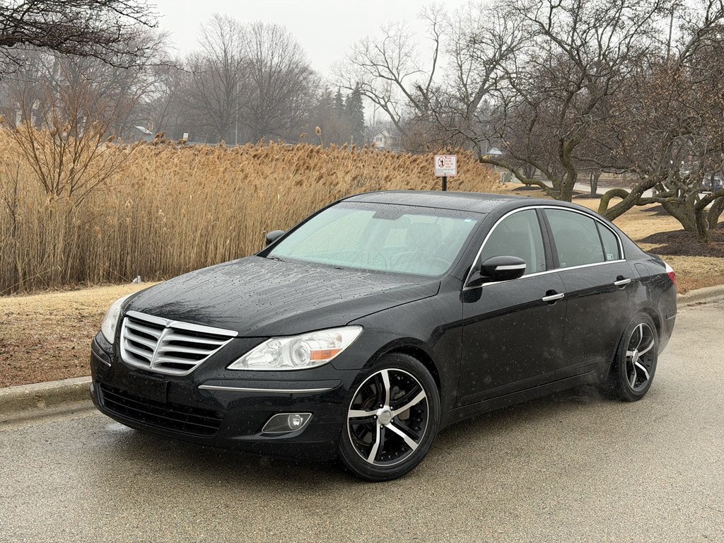 2009 Hyundai Genesis Image 1