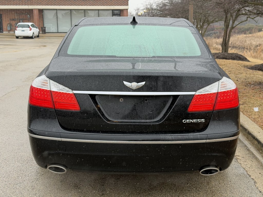 2009 Hyundai Genesis Image 8