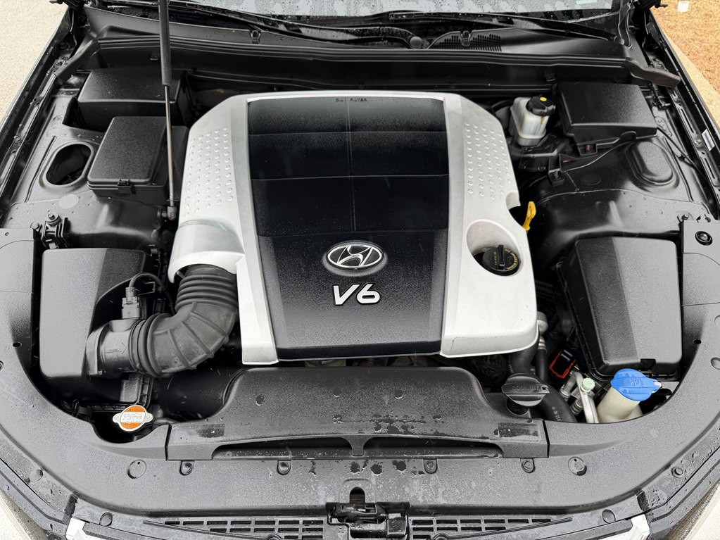 2009 Hyundai Genesis Image 15