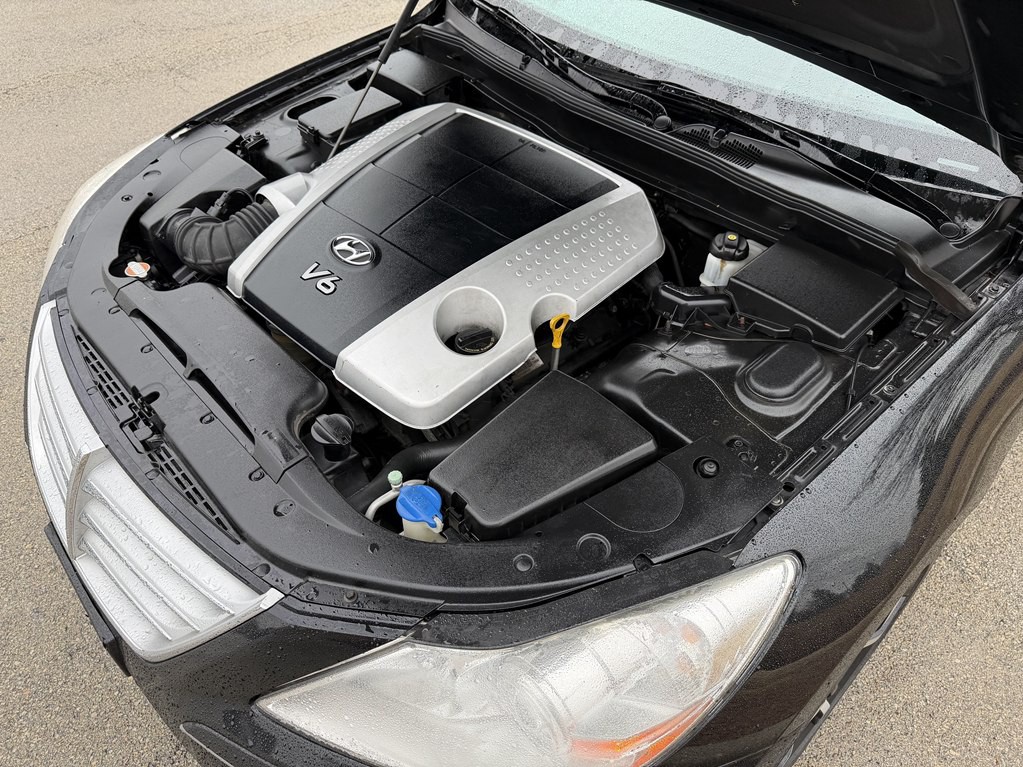 2009 Hyundai Genesis Image 18