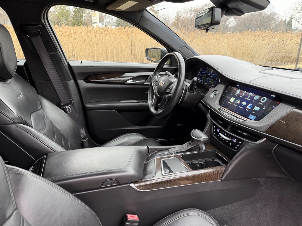 2016 Cadillac CT6 Image 24