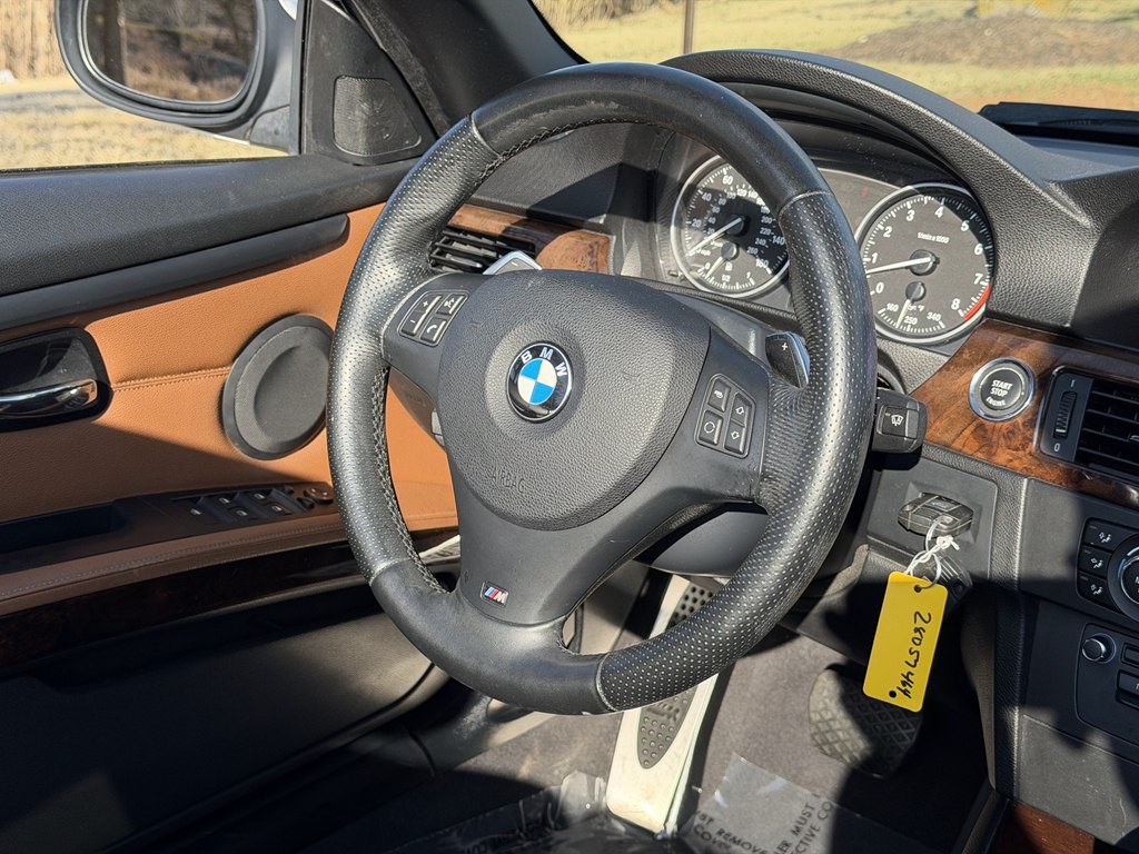 2011 BMW 3 Series Image 20