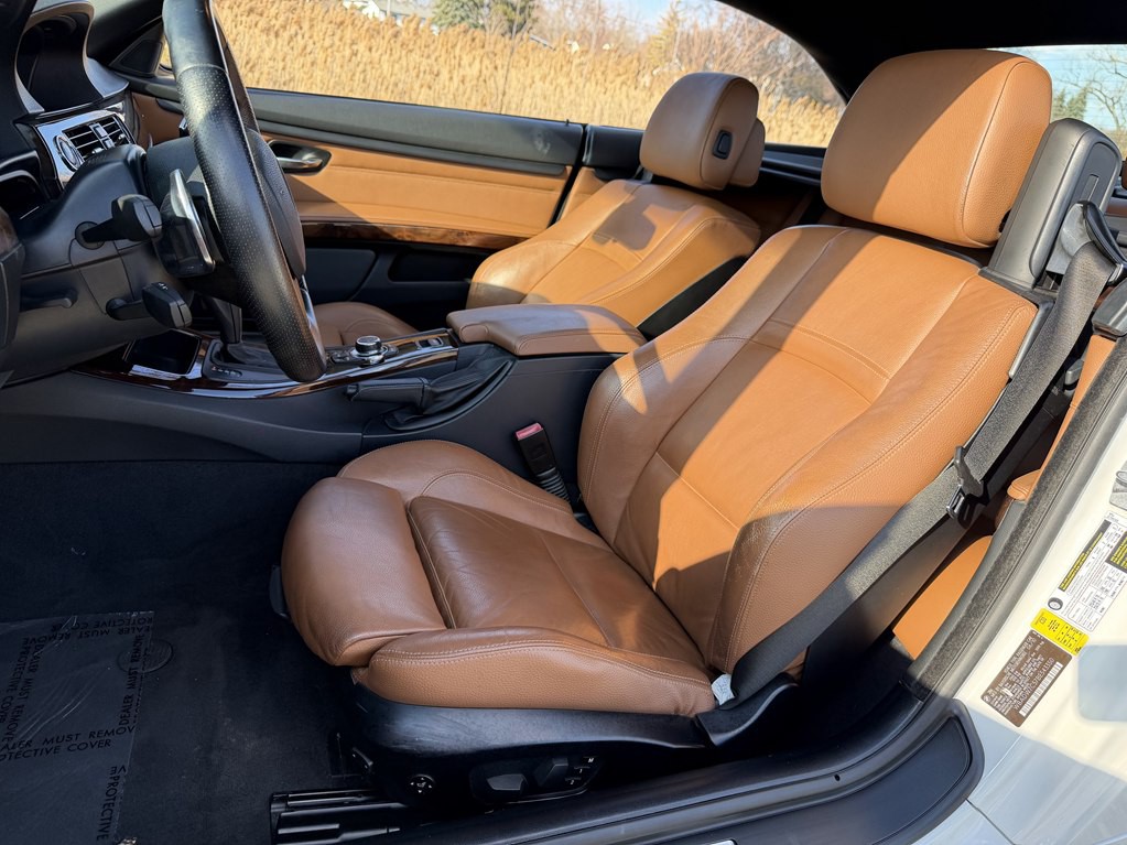 2011 BMW 3 Series Image 47