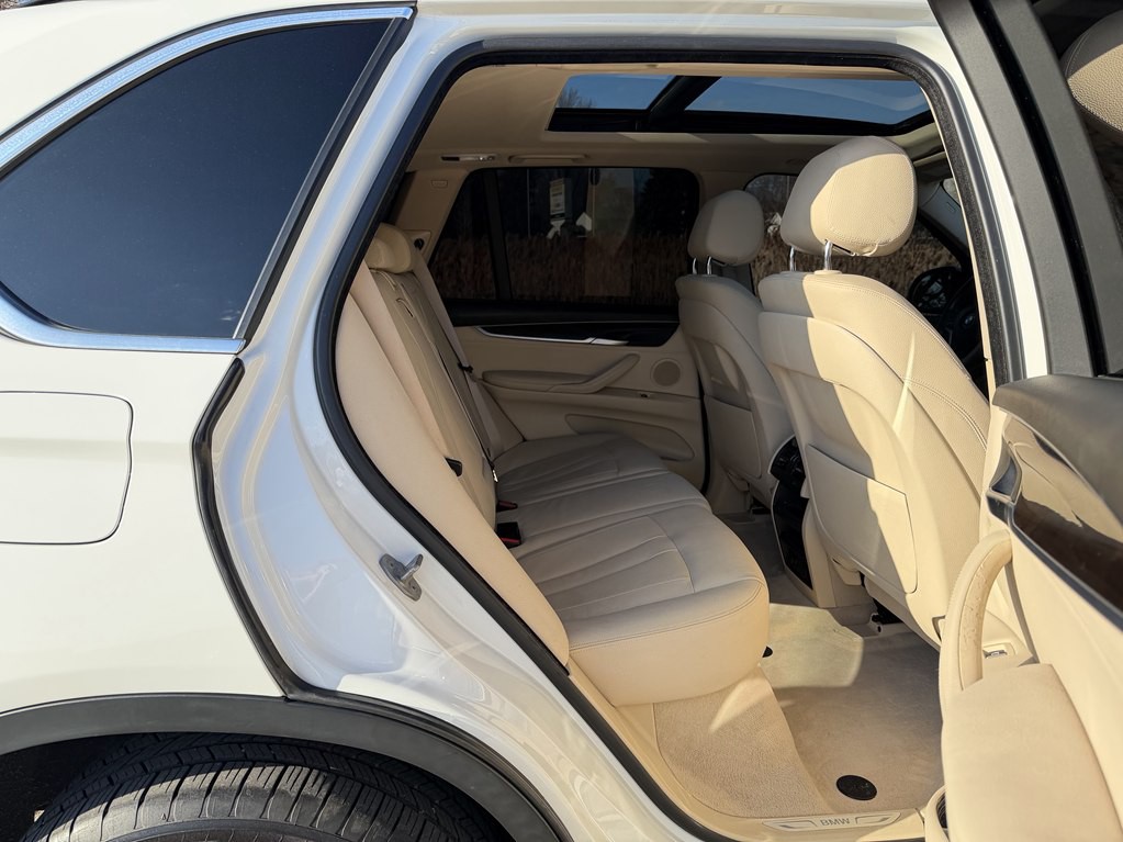 2015 BMW X5 Image 19