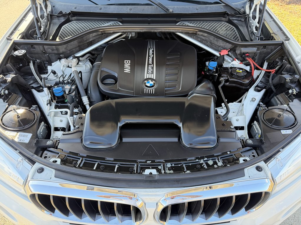 2015 BMW X5 Image 23