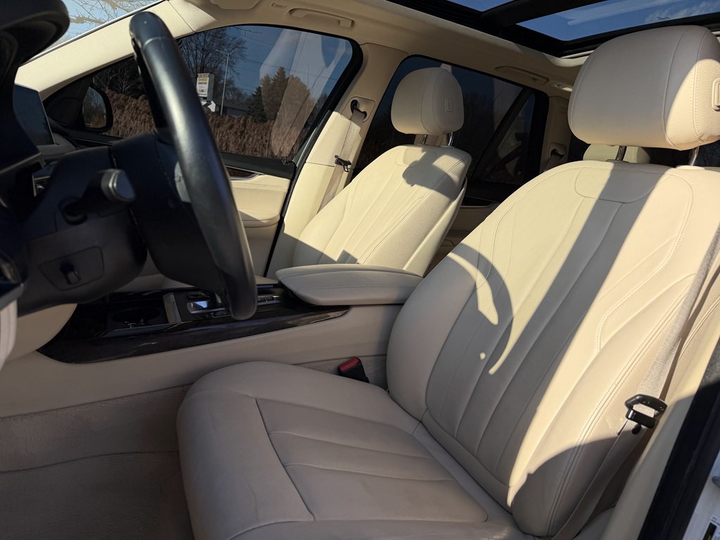 2015 BMW X5 Image 30