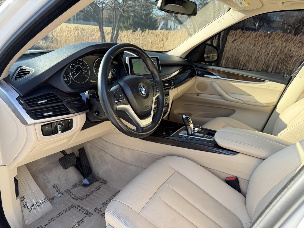 2015 BMW X5 Image 32