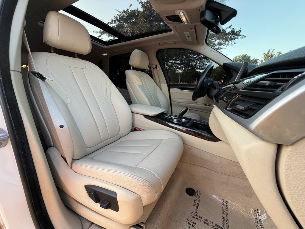 2015 BMW X5 Image 36