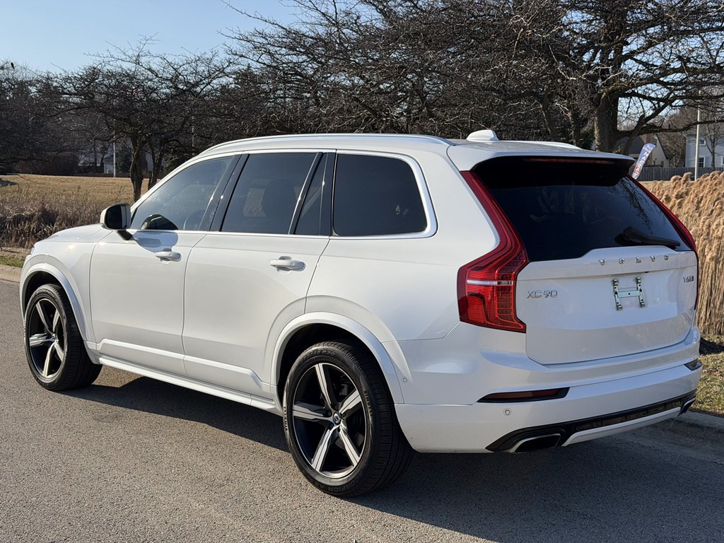 2019 Volvo XC90 Image 4